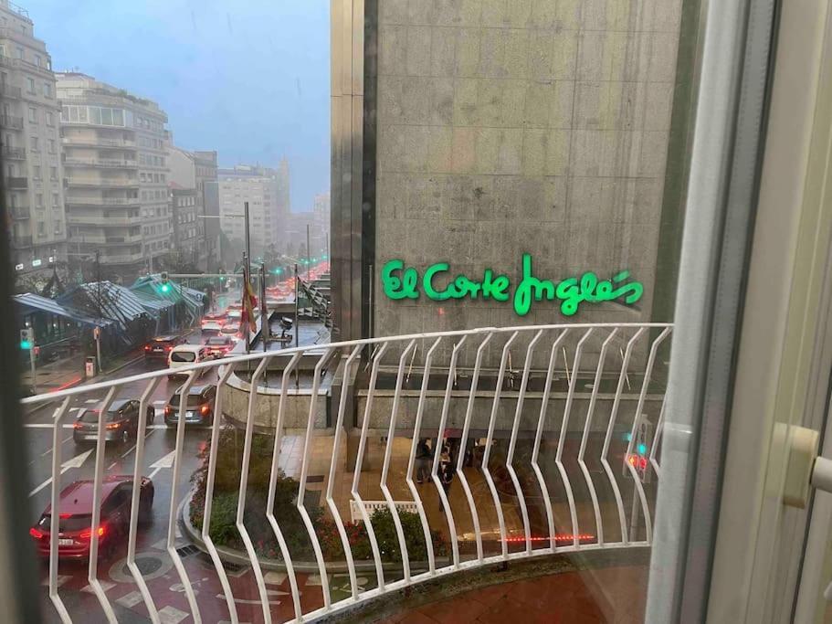 Ferienwohnung Piso Lujo En Gran Via Con Garaje Vigo Exterior foto