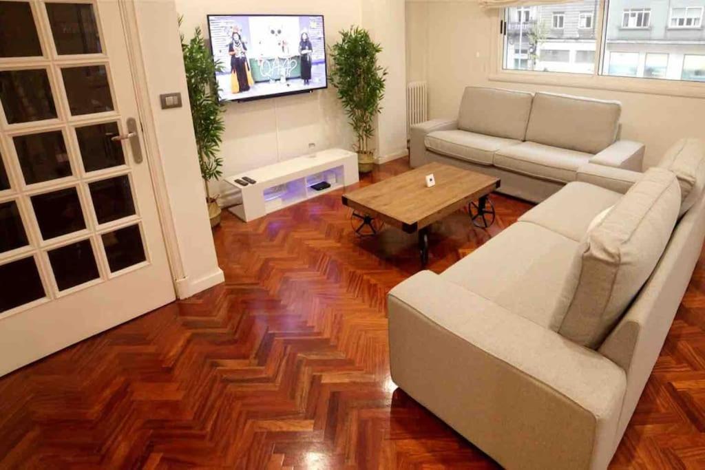 Ferienwohnung Piso Lujo En Gran Via Con Garaje Vigo Exterior foto